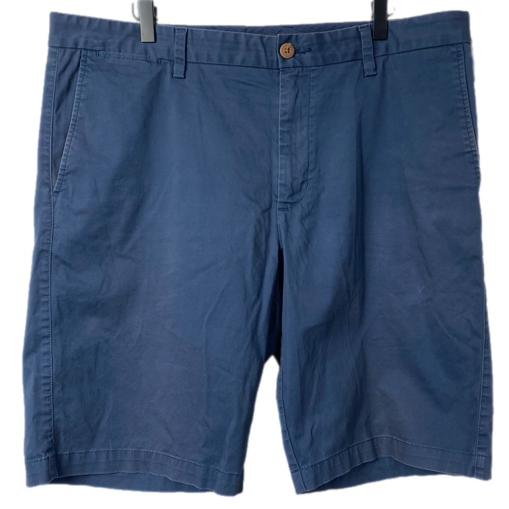 Tommy Bahama Boracay 10” Bermuda Shorts Size 38 in Blue Vacation Summer Resort